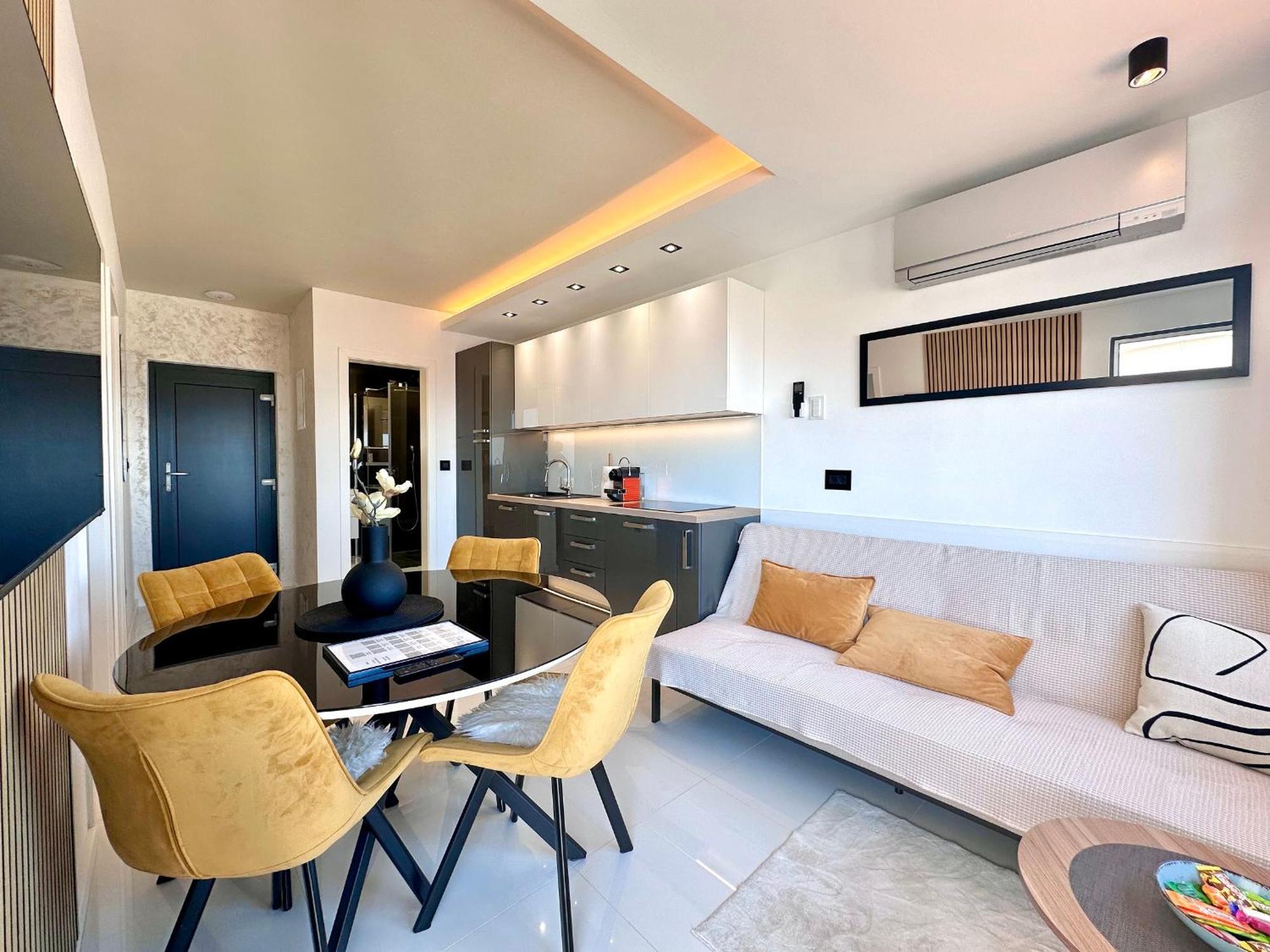 Apartments Sinisa - 크르크 외부 사진